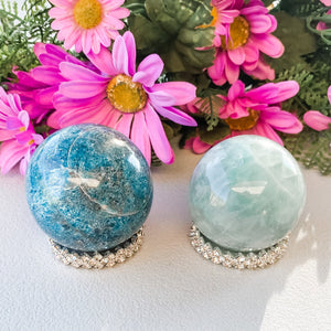 S1676 crystal sphere stands silver metal and diamante australia. metal crystal specimen mineral stands australia. gemrox sydney 1