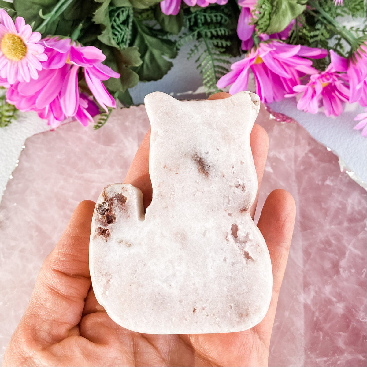 S1681 pink amethyst crystal cat shaped stone with druzy australia. pink amethyst cat australia. gemrox sydney 1