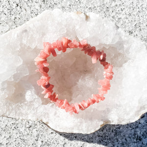 S1731 Rhodochrosite crystal chip elastic stretch healing chakra bracelet australia. rhodochrosite jewellery bracelets australia. gemrox sydney 1