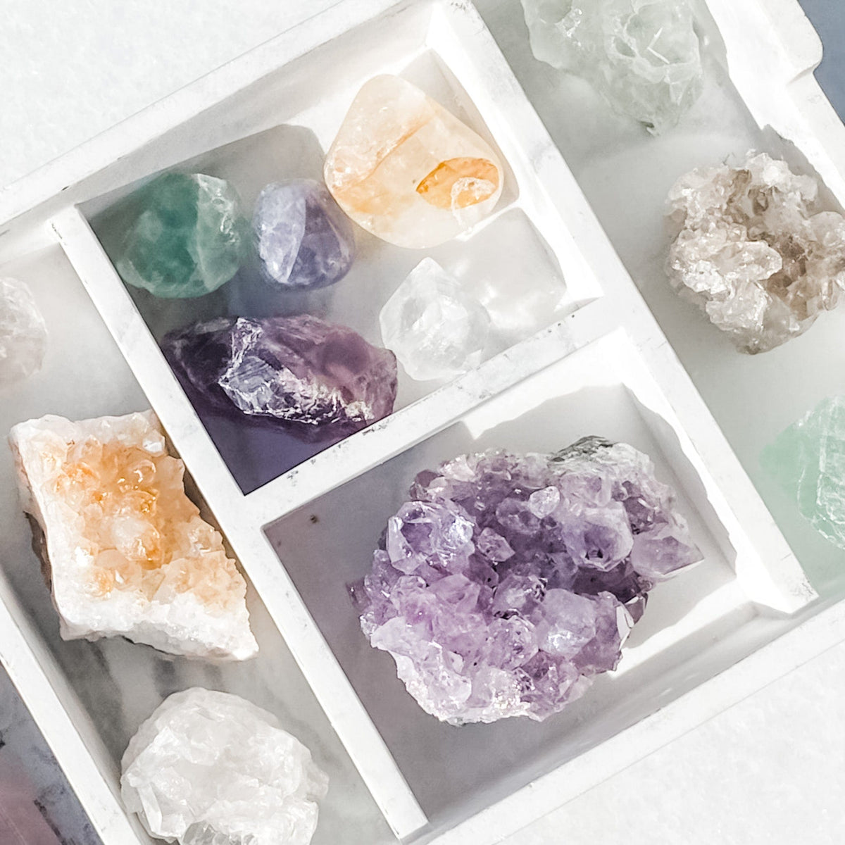 s1628 amethyst crystal cluster raw stone australia. amethyst crystal cluster 7cm australia. gemrox sydney 1