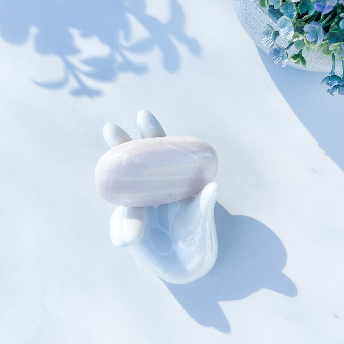 s1664 pink opal crystal palm stone palmstone worry stone meditation stone 5.5cm australia. buy pink opal palmstone australia.gemrox sydney 1