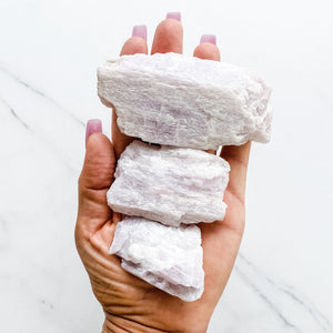 S1186 Kunzite crystal raw rough stone australia.Natural pink kunzite raw stone australia.Crystals australia .Gemrox sydney 1