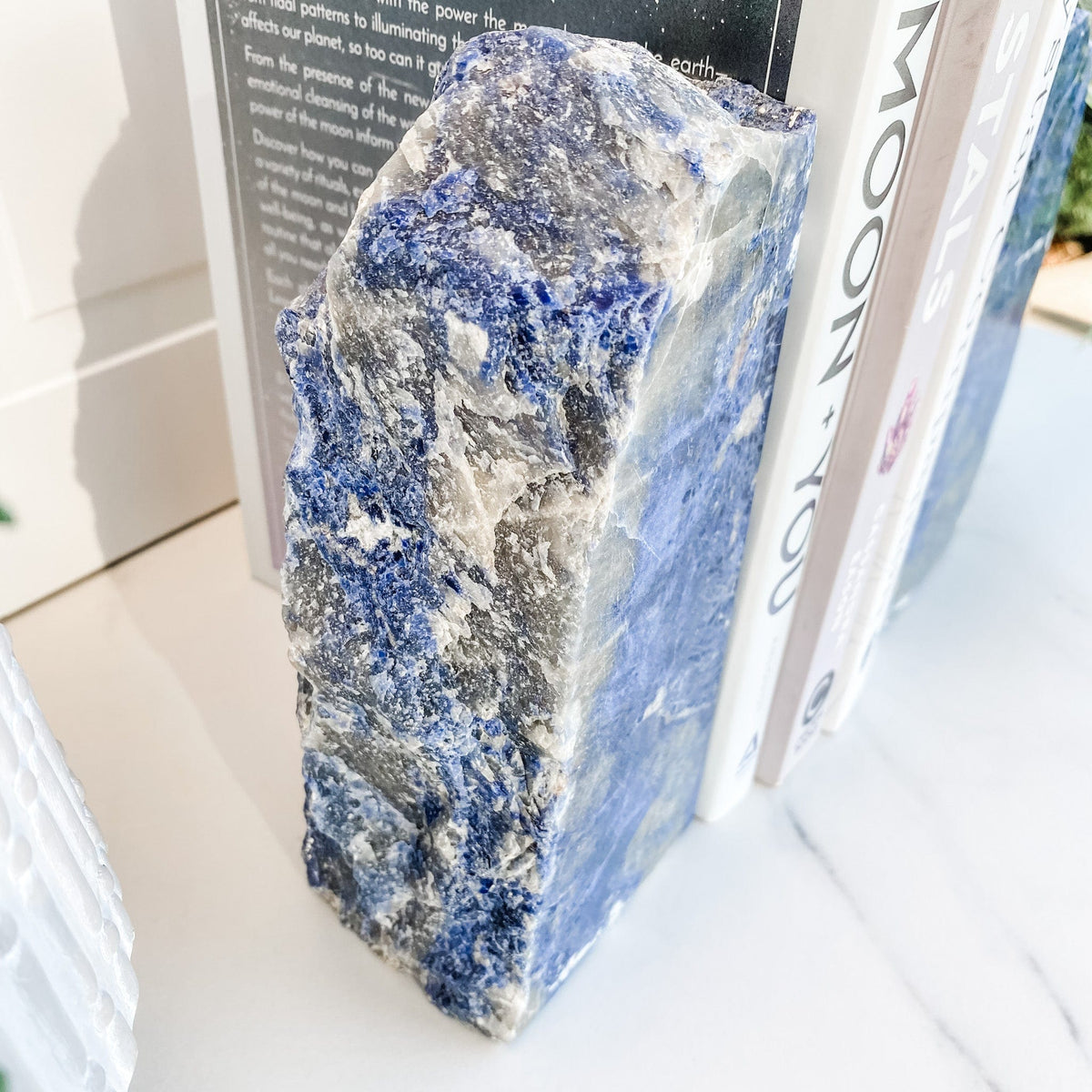 S1235 Sodalite crystal stone bookends australia.Sodalite stone book ends australia. Blue sodalite crystal bookends australia. gemrox sydney 1
