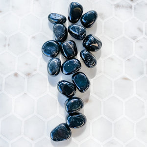 black onyx crystal tumbled stone australia