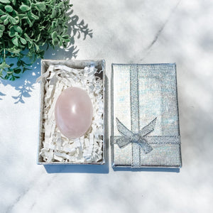 s1004 rose quartz flat palmstone palm stone worry stone meditation stone crystals australia gemrox 1