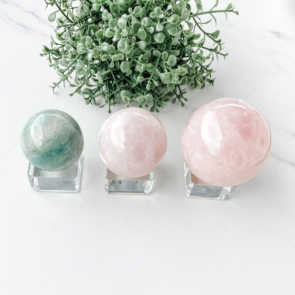 s1042 glass crystal sphere stand 3.5cm 4cm or 5cm spheres.crystals australia gemrox sydney 1