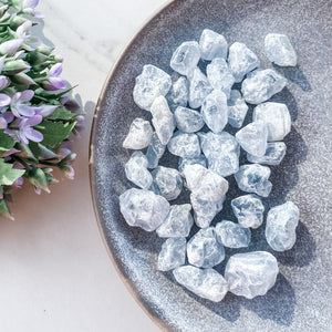 s1056 celestite crystal raw rough 2cm stone crystals australia gemrox crystals sydney 1