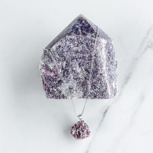 s1158 Lepidolite raw stone crystal pendant necklace australia.Pink purple lepidolite raw stone pendant silver necklace australia.crystals australia.gemrox sydney 1