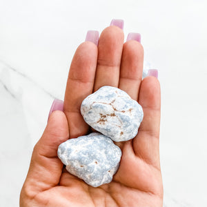 s1192 angelite crystal raw rough stone australia.natural blue angelite raw rough stone australia.crystals australia.gemrox sydney 1