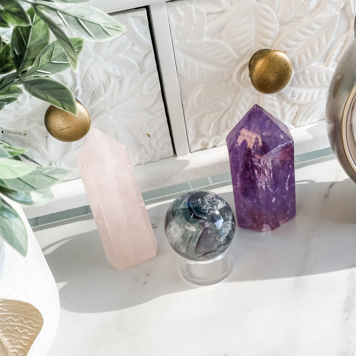 s1242 acrylic plastic crystal sphere stand holder australia.stand for crystal spheres australia.plastic holder stand for spheres australia.sphere stand holder australia.gemrox sydney 1