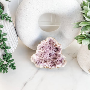 s1256 pink amethyst crystal cluster geode stone australia. amethyst pink geode australia.pink amethyst geode australia.crystals australia gemrox sydney 1