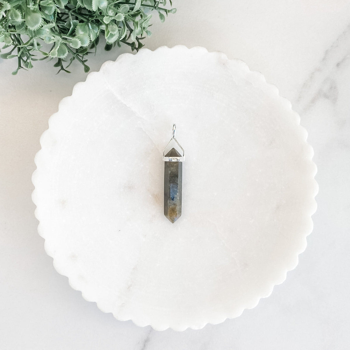 s1282 labradorite crystal point stone pendant necklace australia.labradorite 925 sterling silver point pendant jewellery austalia.gemrox sydney 1