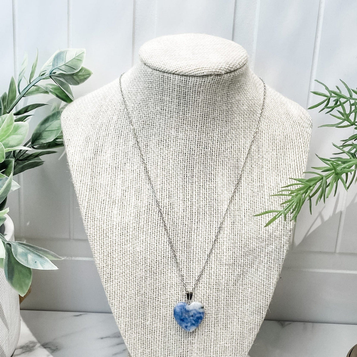 s1396 sodalite crystal heart shaped blue stone pendant necklace australia gemrox sydney 1