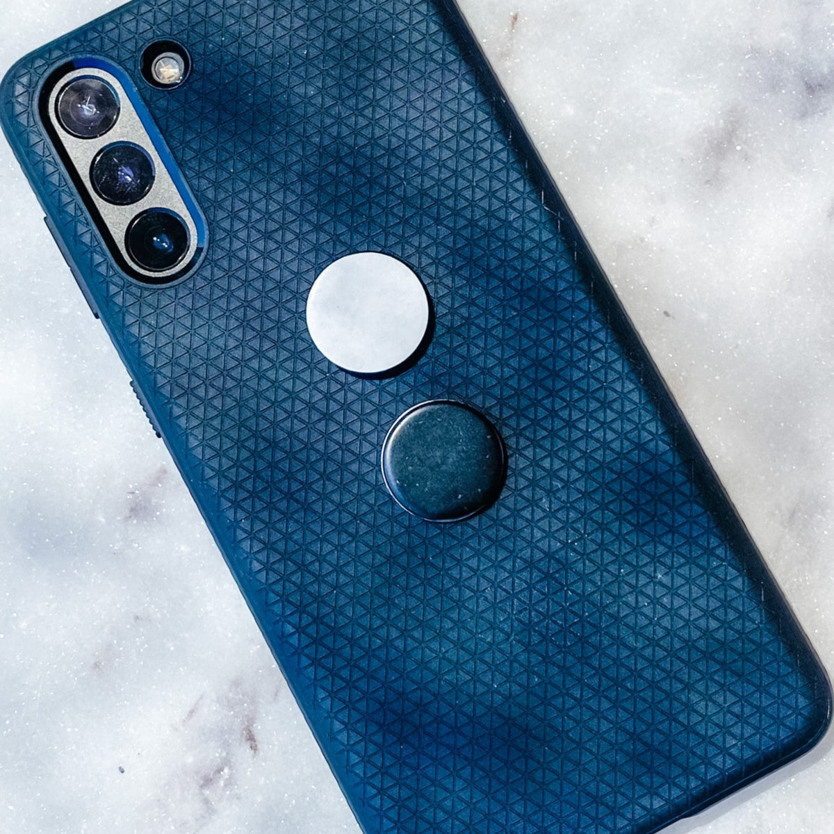 s1519 shungite crystal round circular 2cm adhesive mobile phone emf protection stickers australia.emf protection crystals australia gemrox 1