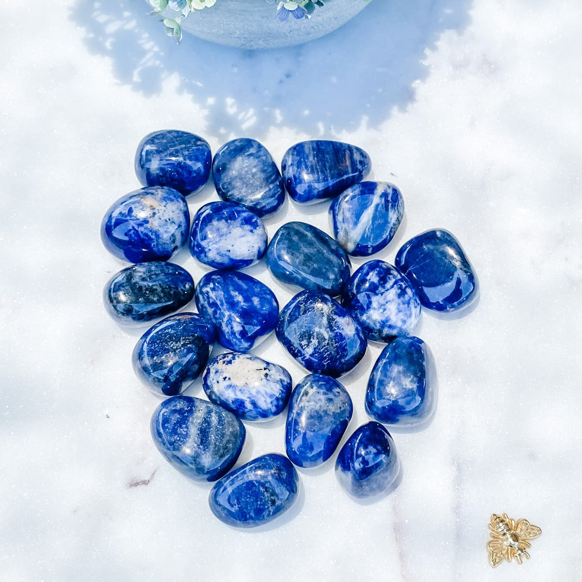 s1521 sodalite crystal tumbled stone a grade brazil 2.5cm australia. sodalite tumbled stone australia. gemrox sydney 1