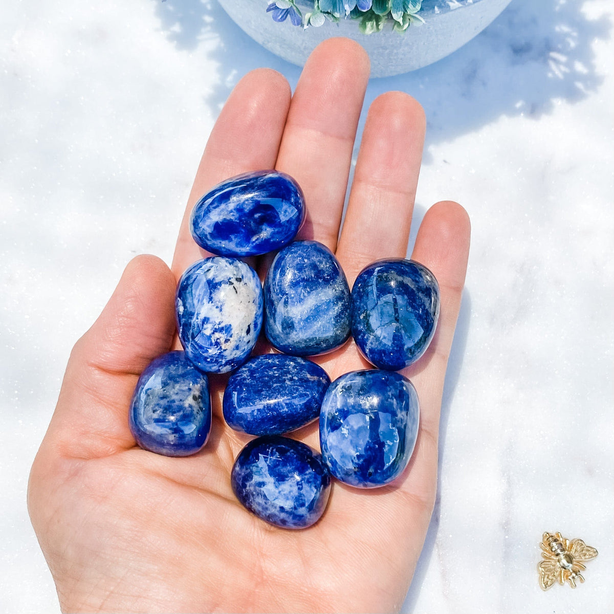 s1521 sodalite crystal tumbled stone a grade brazil 2.5cm australia. sodalite tumbled stone australia. gemrox sydney 1