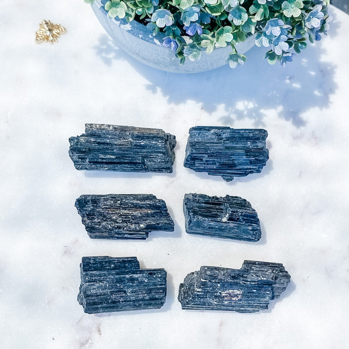 s1550 black tourmaline raw stone rough 4cm australia. raw black tourmaline stone 4cm australia.gemrox sydney 1