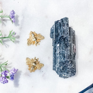 s1550 black tourmaline raw stone rough 4cm australia. raw black tourmaline stone 4cm australia.gemrox sydney 1