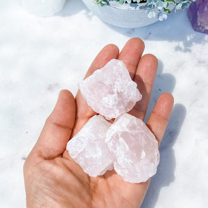 s1572 natural rose quartz crystal raw rough 4cm chunk stone australia. rose quartz raw stones australia. gemrox sydney 1