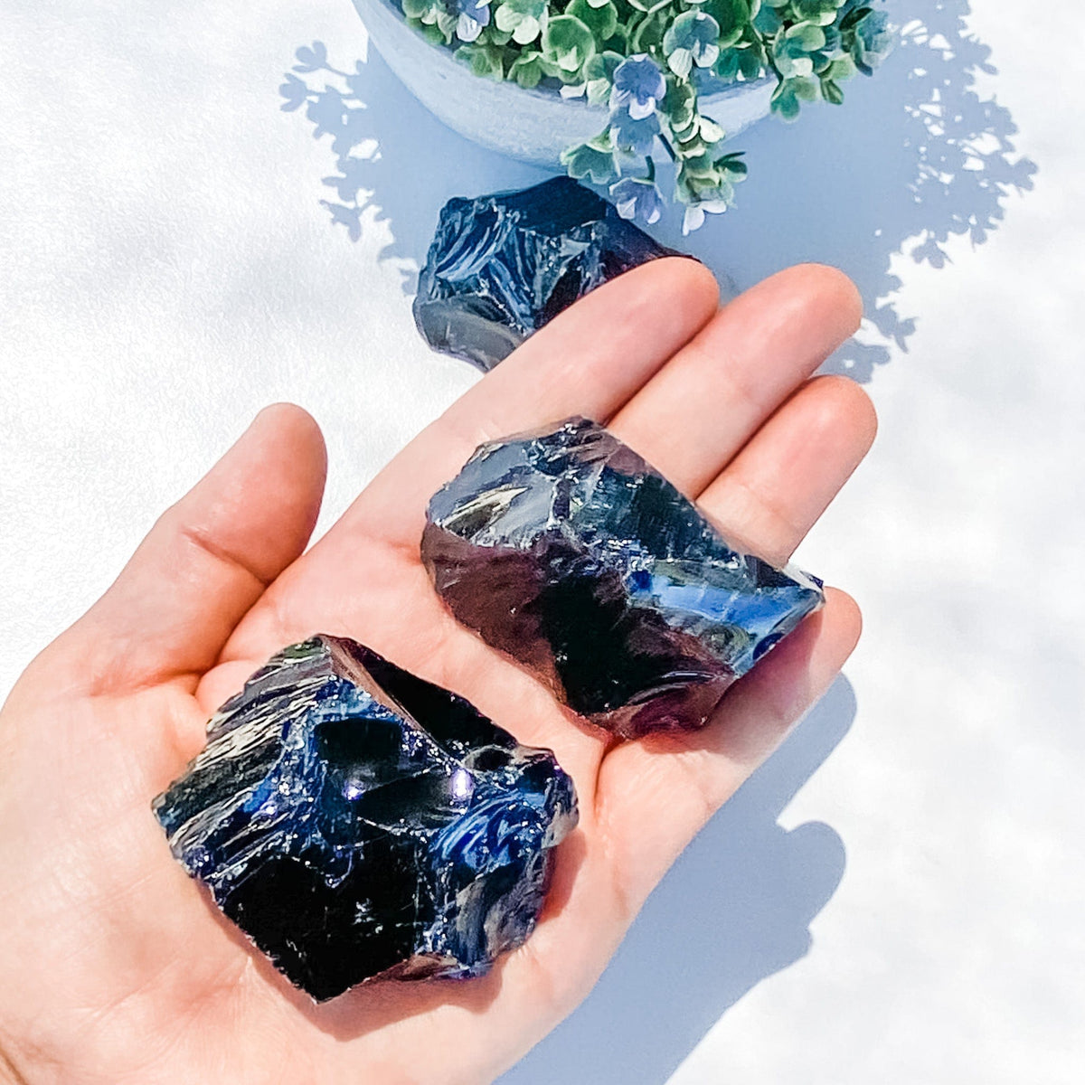 s1599 black obsidian crystal raw rough stone australia. black obsidian stone of protection australia. gemrox sydney 1