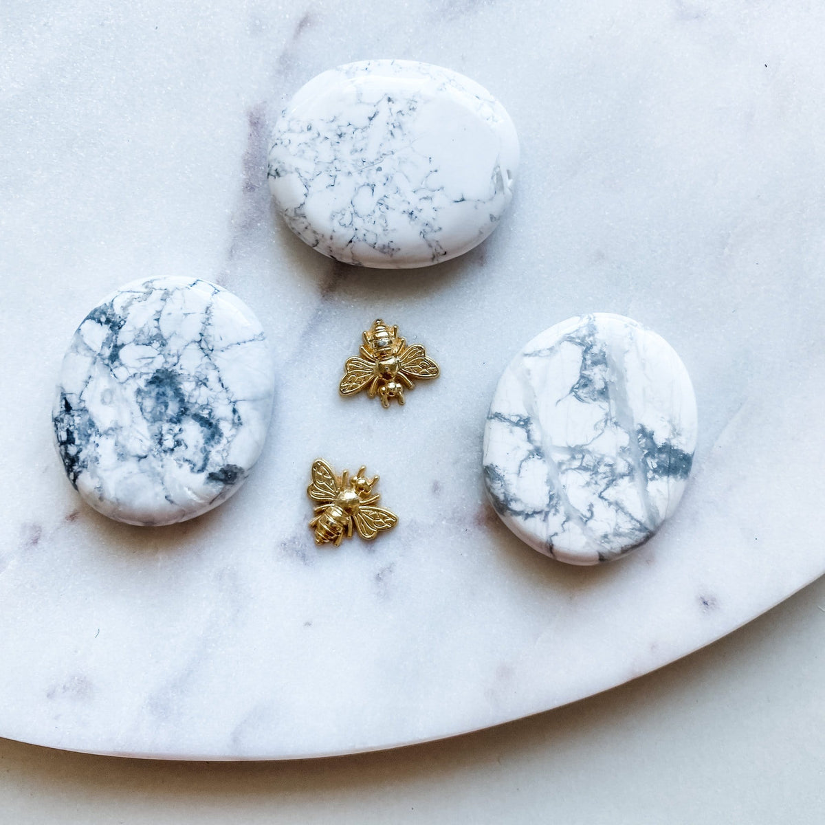 white howlite crystal meditation worry palmstone healing australia