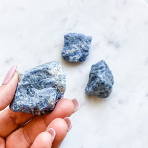 sodalite crystal raw rough chunk stone healing meditation chakra australia