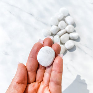 s963 Moonstone Rainbow crystal tumbled stone australia gemrox 1