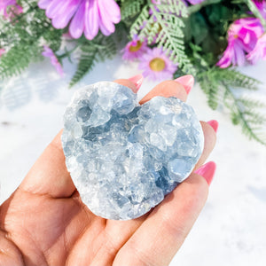 S1667 Celestite crystal geode heart shaped cluster 5cm Australia. Buy celestite crystal australia. gemrox sydney 1