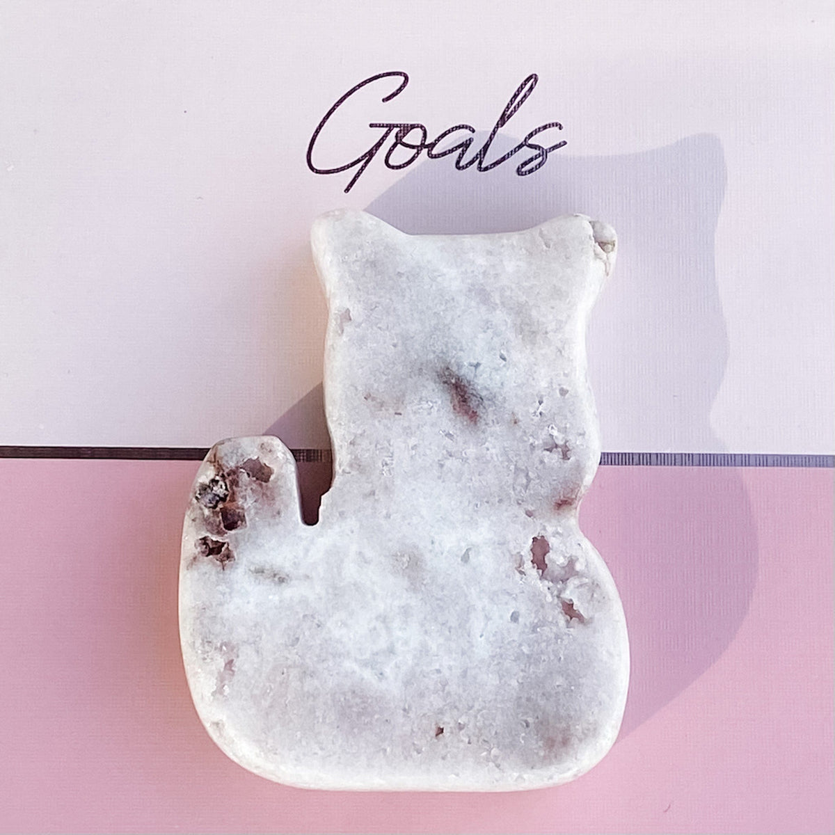 S1681 pink amethyst crystal cat shaped stone with druzy australia. pink amethyst cat australia. gemrox sydney 1