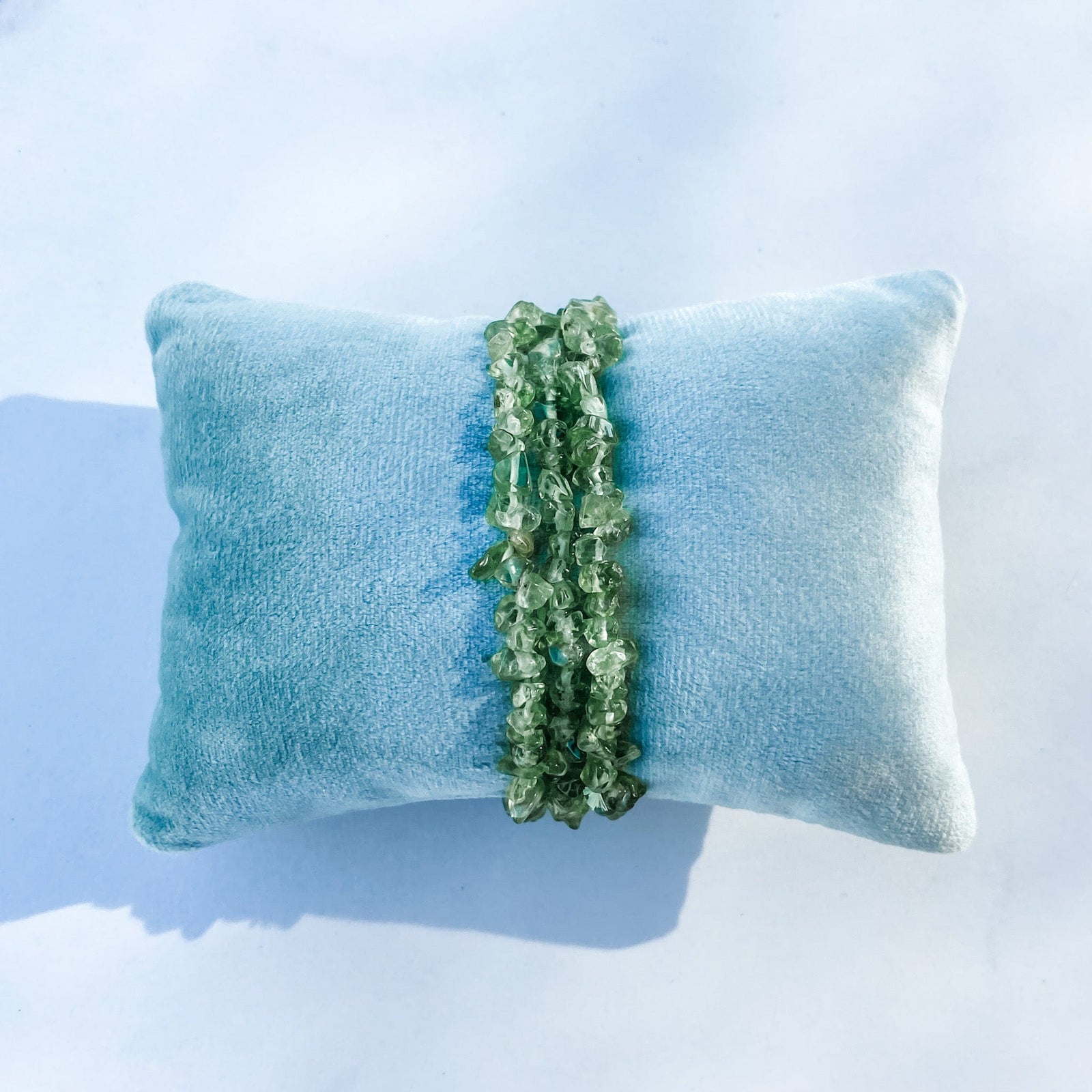 S1721 Peridot crystal chip stretch elastic healing chakra bracelet australia. peridot crystal jewellery bracelet australia. gemrox sydney 1