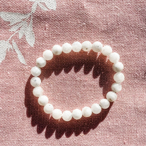 S1746 Rainbow Moonstone crystal beaded stone stretch elastic healing 8mm bracelet australia. rainbow moonstone jewellery australia. gemrox sydney1