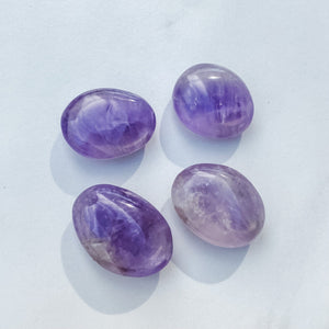 S1760 Amethyst crystal palm stone palmstones 4cm australia. buy amethyst worry meditation palm stone australia. gemrox sydney 1