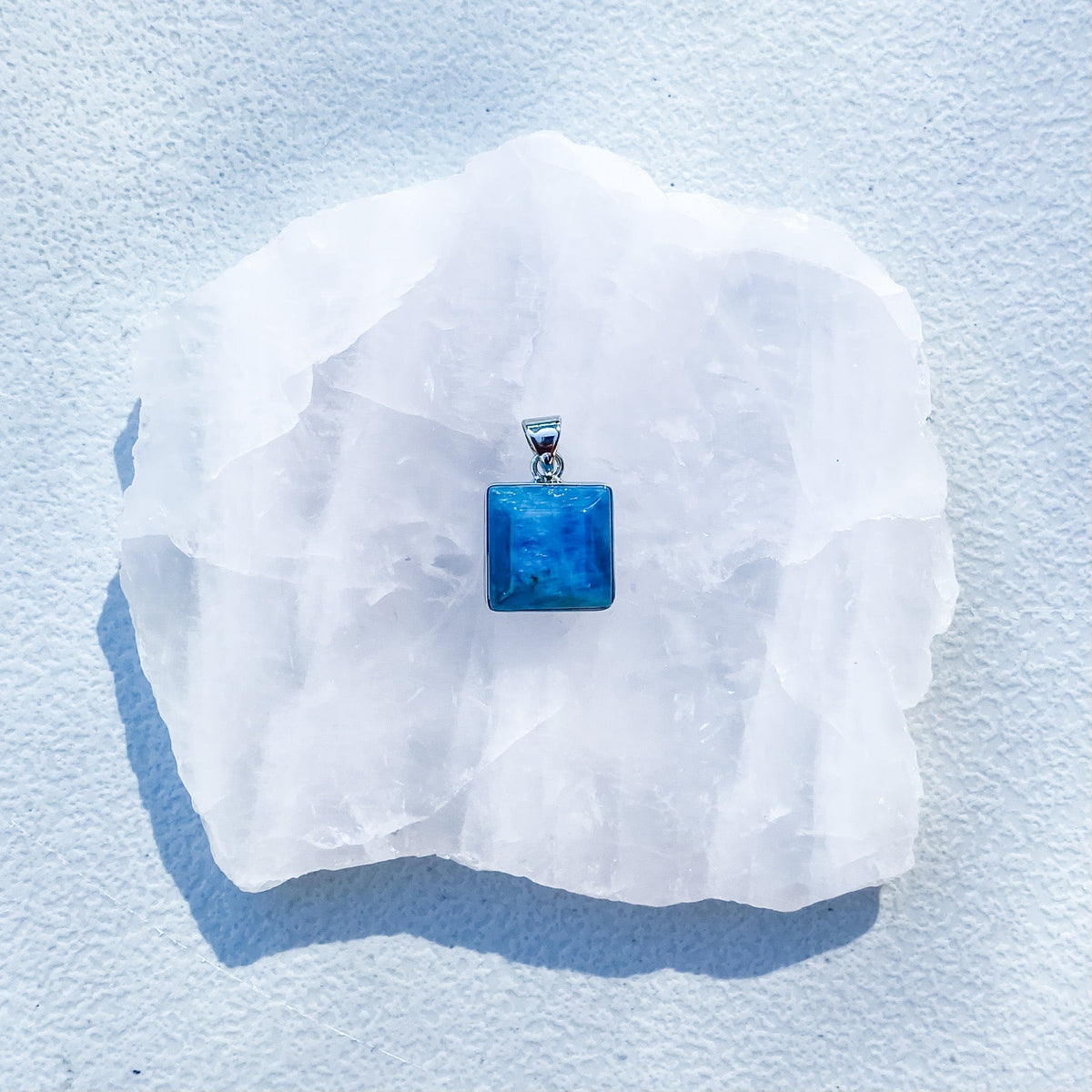 S1768 Blue apatite crystal square shaped bevel cut stone pendant necklace australia. blue apatite jewellery australia. gemrox sydney 1