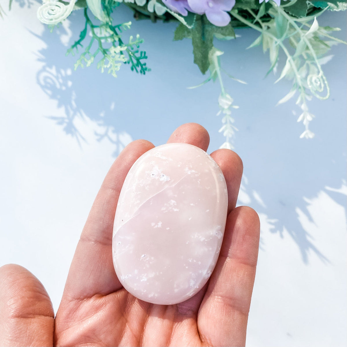 s1663pinkopalcrystalpalmstonepalmstoneworrystonemeditationstone6cmaustralia.buypinkopalpalmstoneaustralia.gemroxsydney22