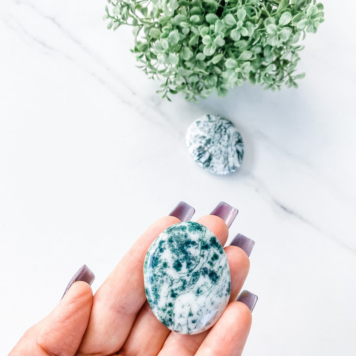 Moss agate crystal palmstone 4cm gemrox australia