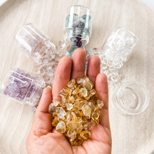 S958 Crystal Chip Stones in Glass Jar Rose Quartz Amethyst Fluorite Citrine Clear Quartz Gemrox Australia