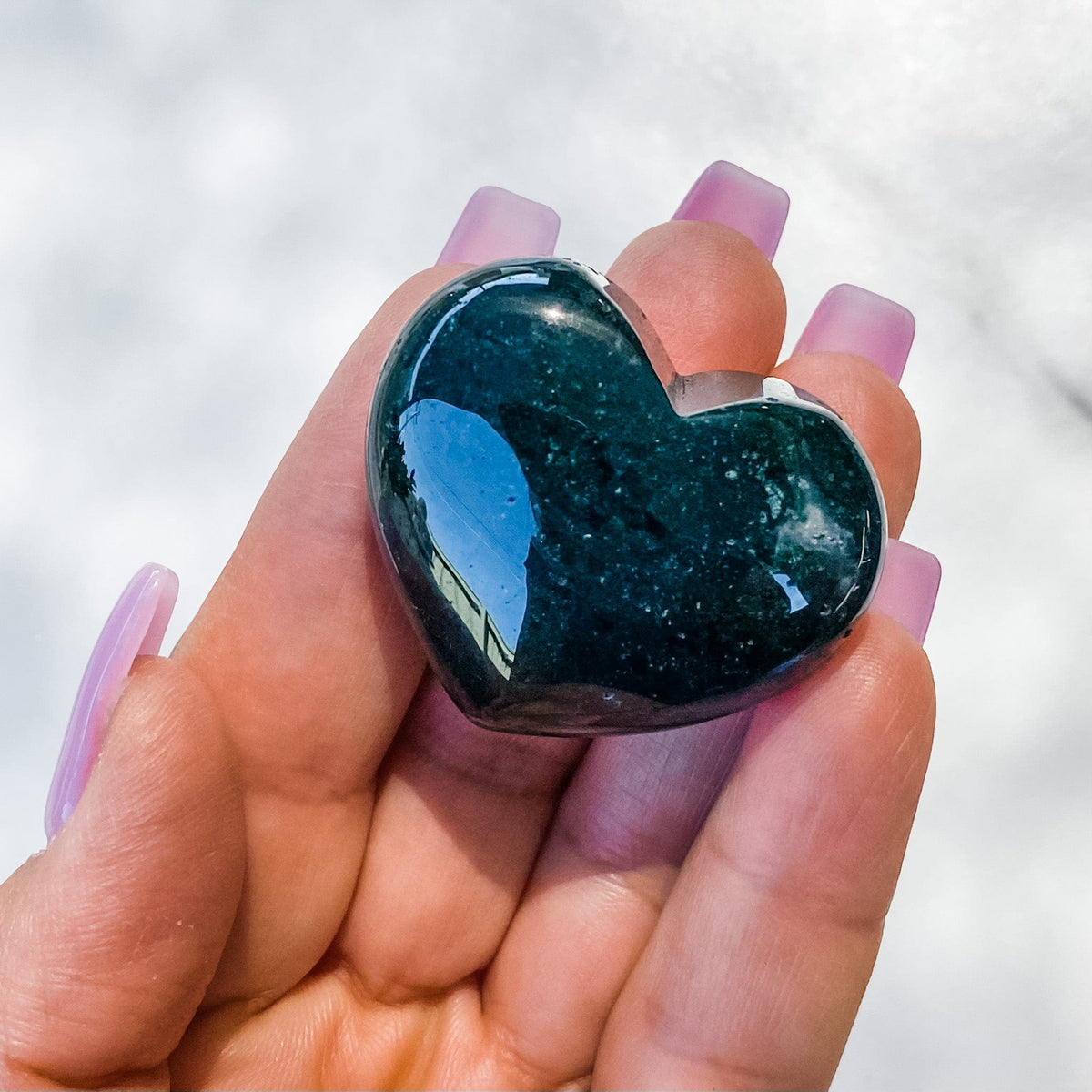 s1182 moss agate crystal puffy heart shaped stone australia .crystals australia gemrox sydney 1