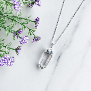 s1189 clear quartz crystal raw stone point pendant silver necklace australia.crystals australia.gemrox sydney 1