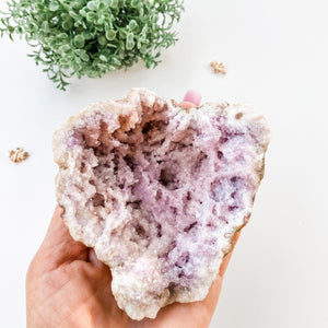 s1256 pink amethyst crystal cluster geode stone australia. amethyst pink geode australia.pink amethyst geode australia.crystals australia gemrox sydney 1