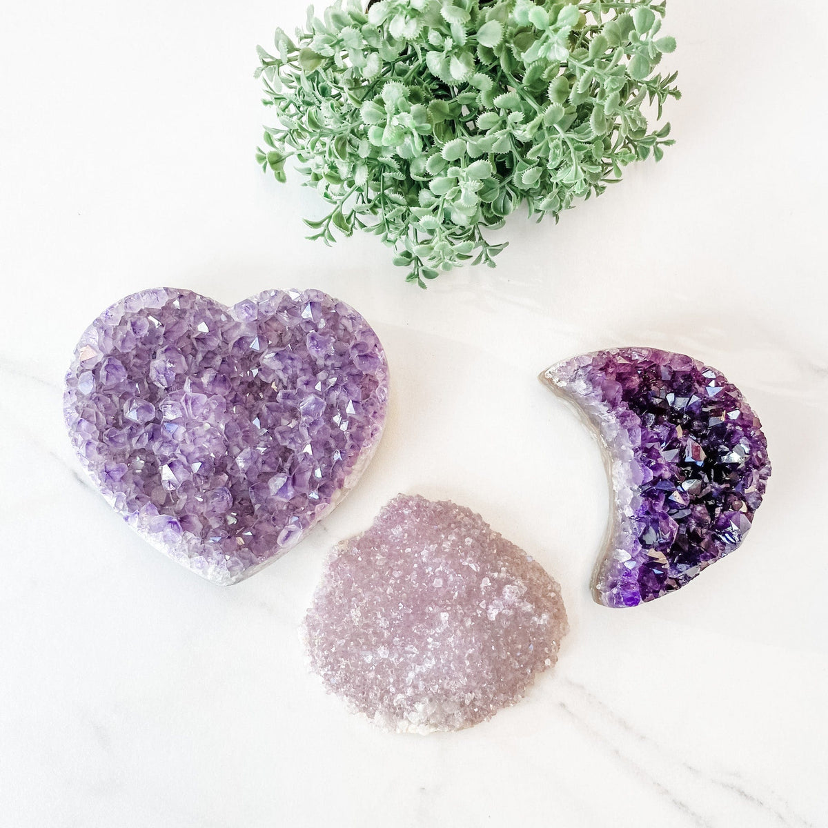 s1266 amethyst crystal cluster australia 10cm.Purple amethyst crystal raw cluster australia.crystals australia.gemrox sydney 1