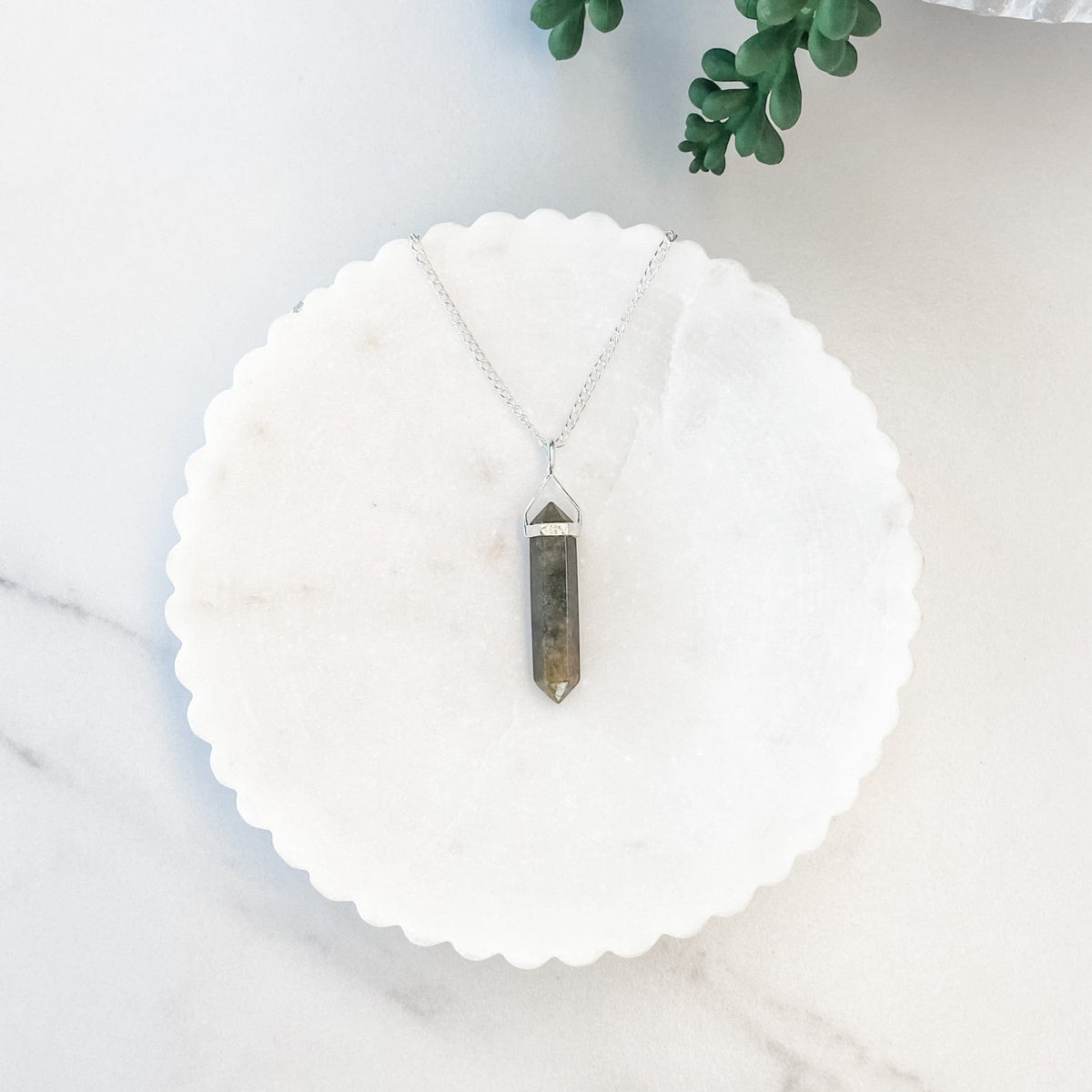 s1282 labradorite crystal point stone pendant necklace australia.labradorite 925 sterling silver point pendant jewellery austalia.gemrox sydney 1