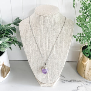 s1375 natural amethyst crystal raw stone point silver metal necklace jewellery australia gemrox sydney 1