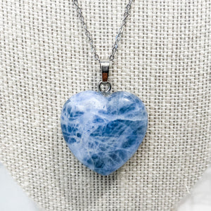 s1389 sodalite crystal heart shaped blue stone pendant necklace australia gemrox sydney 1