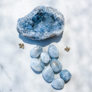 s1485 aquamarine crystal tumbled stone 3cm to 3.5cm australia. blue aquamarine tumbled stones australia.gemrox sydney 1