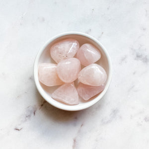 rose quartz crystal tumbled stone australia chakra healing meditation