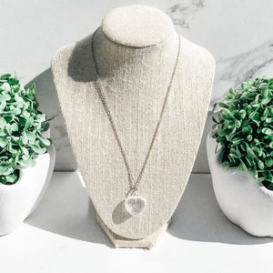 s1563 clear quartz crystal heart shaped stone pendant necklace australia. clear quartz heart jewellery australia. crystal shops sydney .gemrox crystals 1