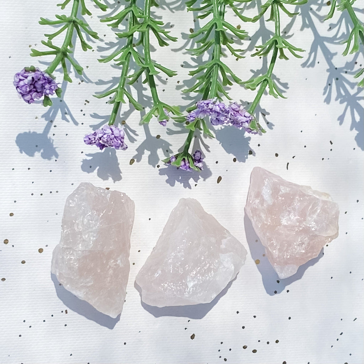 s1571 natural rose quartz crystal raw rough 3cm chunk stone australia. rose quartz raw stones australia. gemrox sydney 2