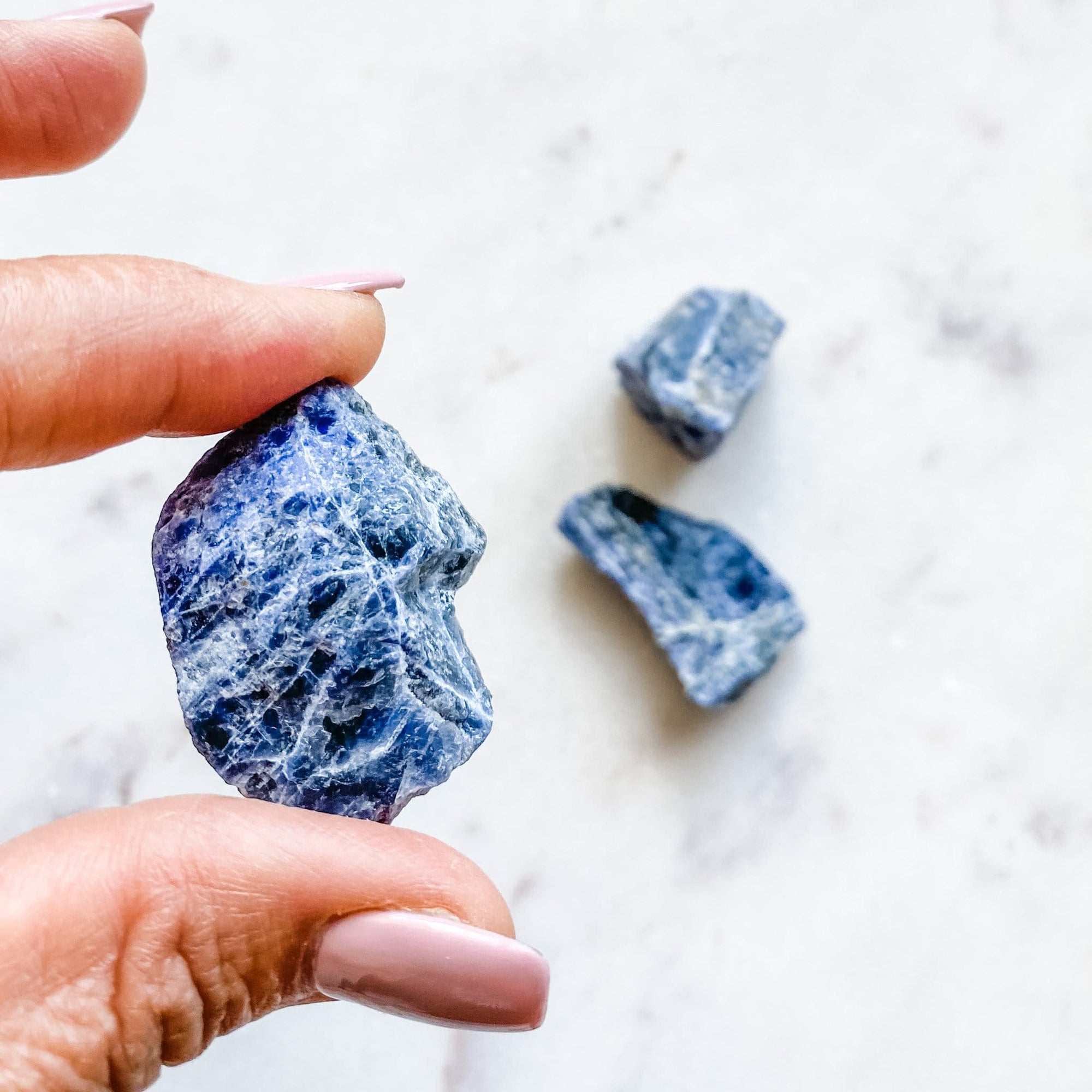 sodalite crystal raw rough chunk stone healing meditation chakra australia